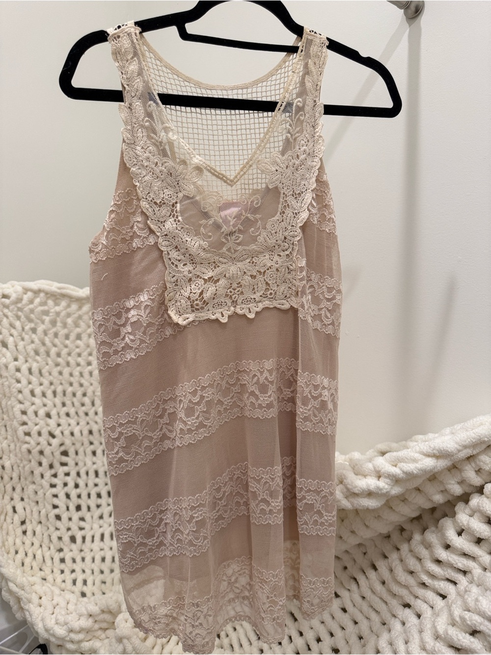 Romeo & Juliet Couture Blush Cream Lace-Trim Sheer Chemise